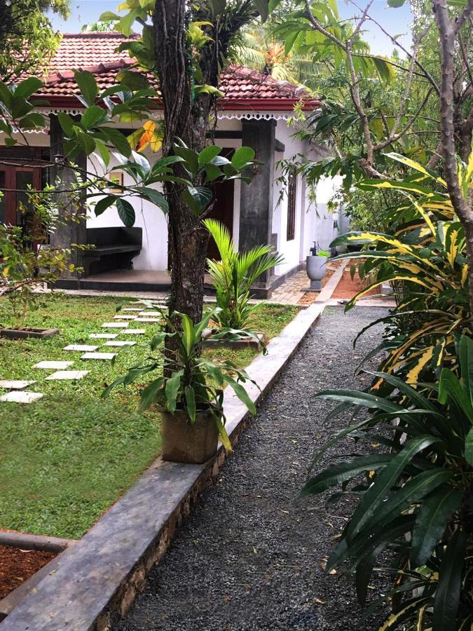 Triple Edge Villa Unawatuna Dış mekan fotoğraf